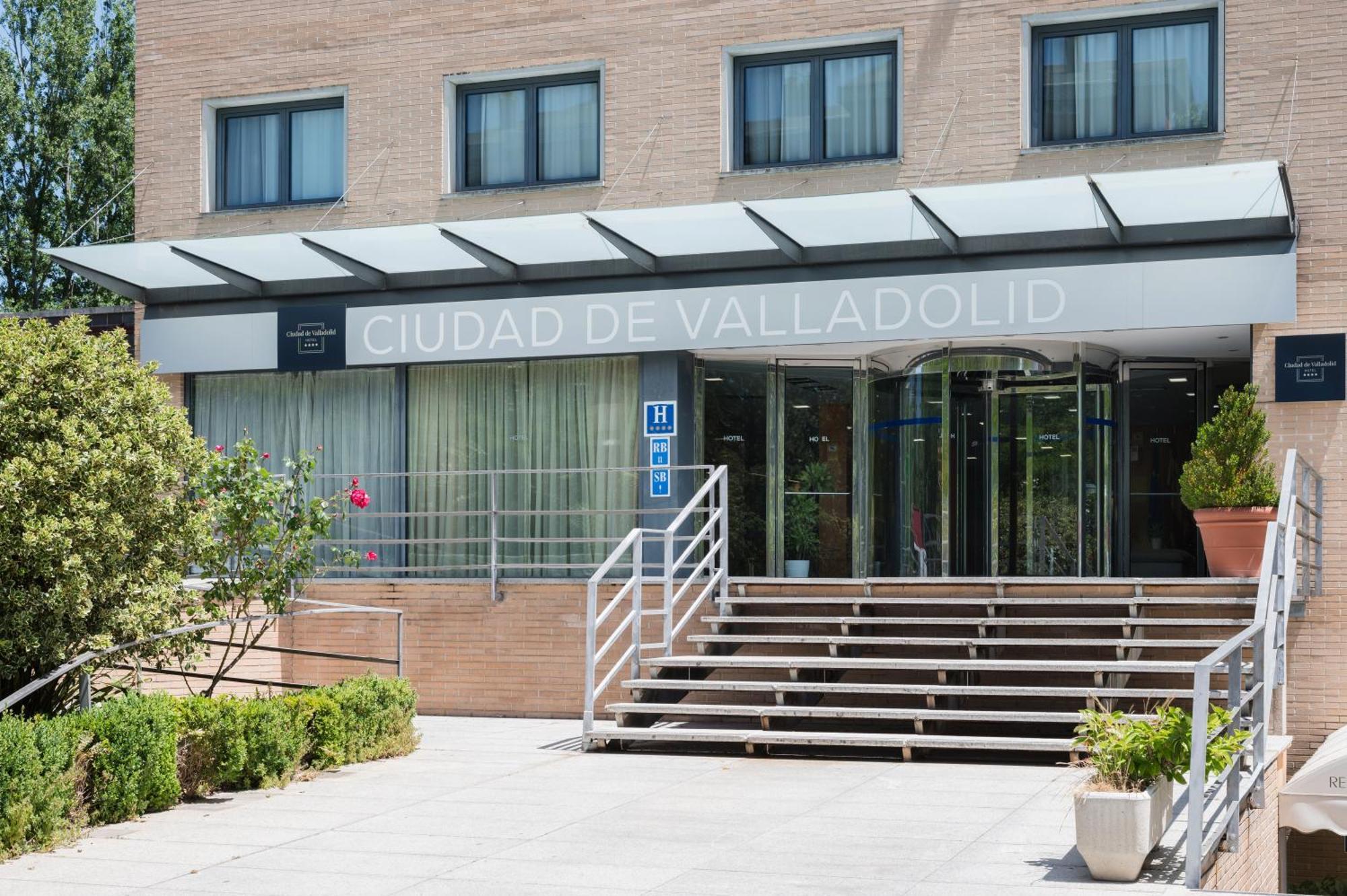 Hotel Ciudad De Valladolid Kültér fotó