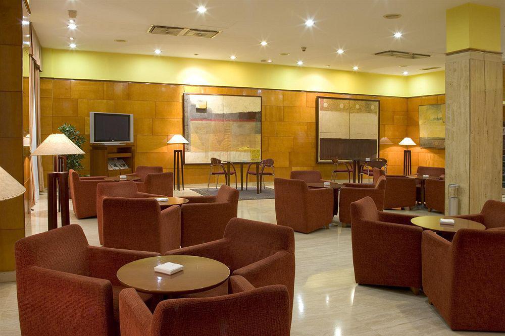 Hotel Ciudad De Valladolid Beltér fotó